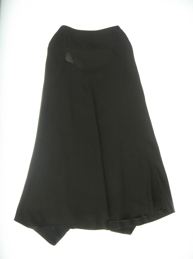 Loose Hem Asymmetrical Skirt